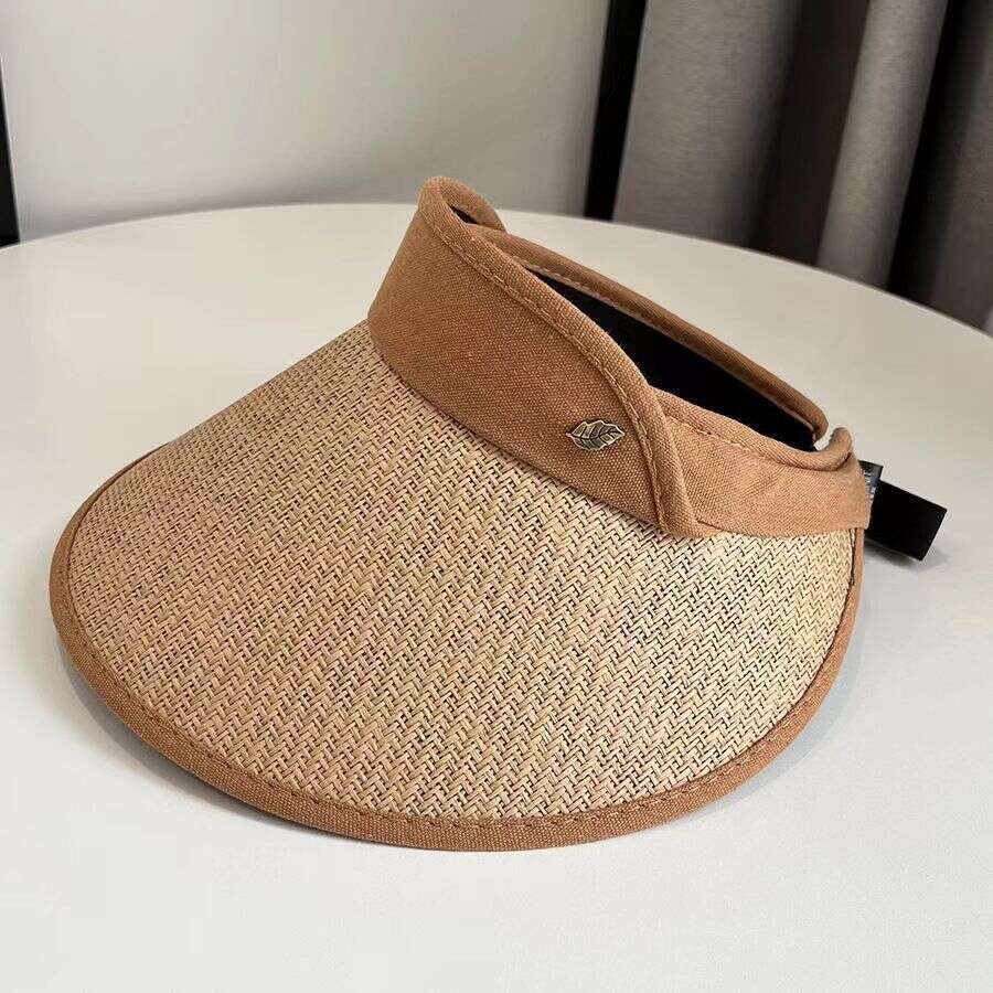 Double-layer woven straw sun hat Ultraviolet protection function A piece of accessory suitable for daily commuting and shopping