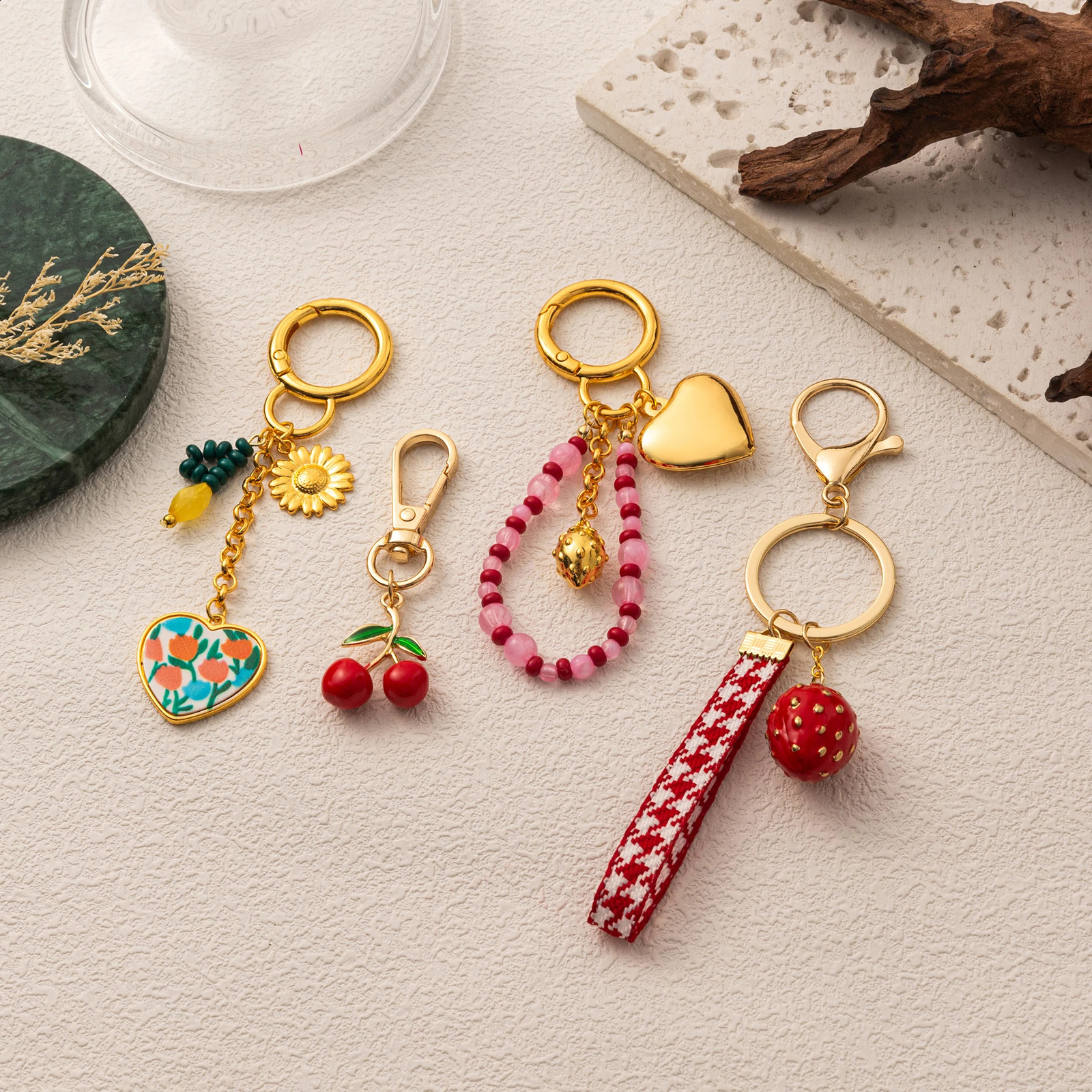 Fashionable and trendy keychains DIY bags pendants and accessories can be freely matched 260202