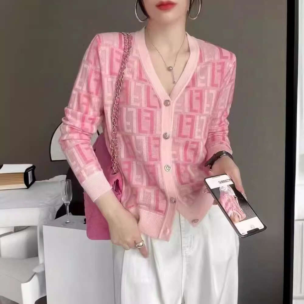 Spring And Autumn Hot-Selling Knitted Cardigan Fashionable Age-Reducing V-Neck Women's Top Versatile Letter Jacquard Long