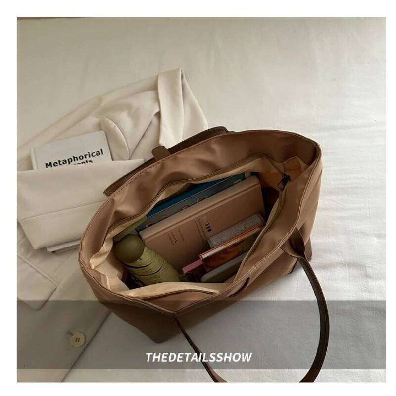 New large-capacity, fashionable stylish, casual and textured underarm single-shoulder tote bag, simple Oxford fabric, women' Z260224