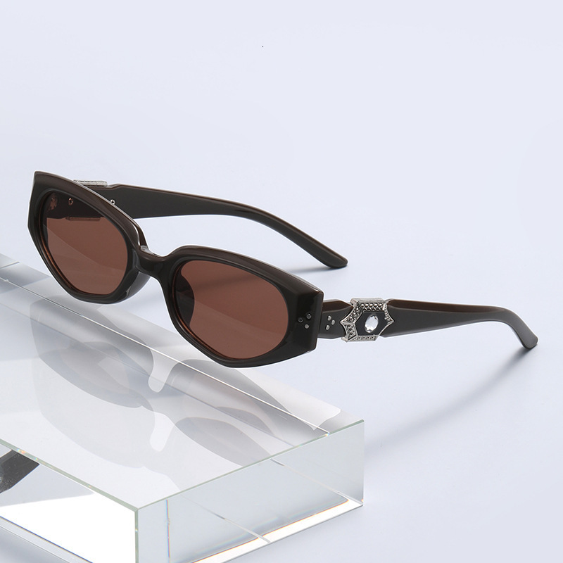 Vintage Black Small Frame Cat Eye Sunglasses For Women With Round Faces, Slimming And High-End Feel, European American Style 2026 New Model, UV Protec