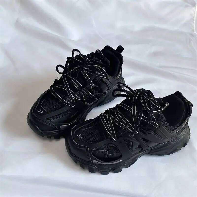 Brand Design Black Chunky Sneakers Unisex Fashion New Men's Dad Shoes Trendy Casual for Girls And Boys 26W0224