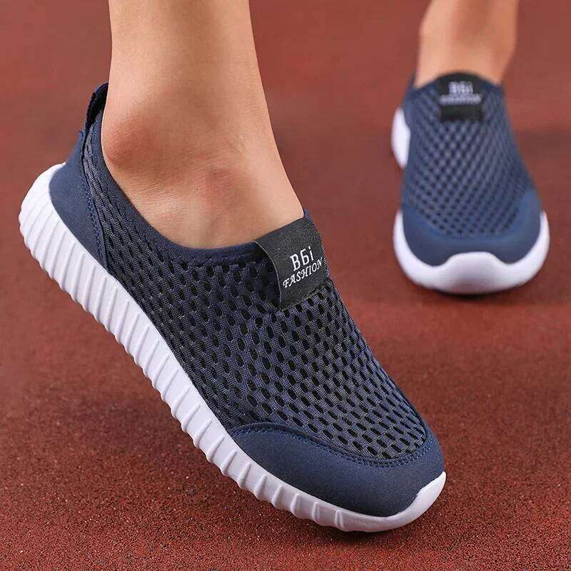 Women's Slip on Sports Breathable Summer Lazy Casual Lightweight Mesh Long-distance Travel Walking Shoes