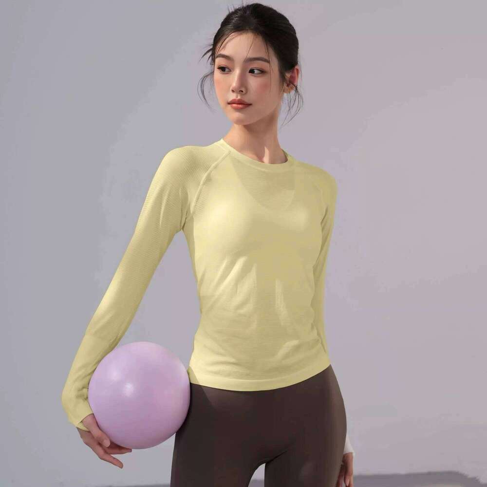 Women's Outdoor Sports Shirt Yoga Wear Fitness T-Shirt Running Workout Top Female Long Sleeves Sportswear Exercise Gym Clothing 26Y0224