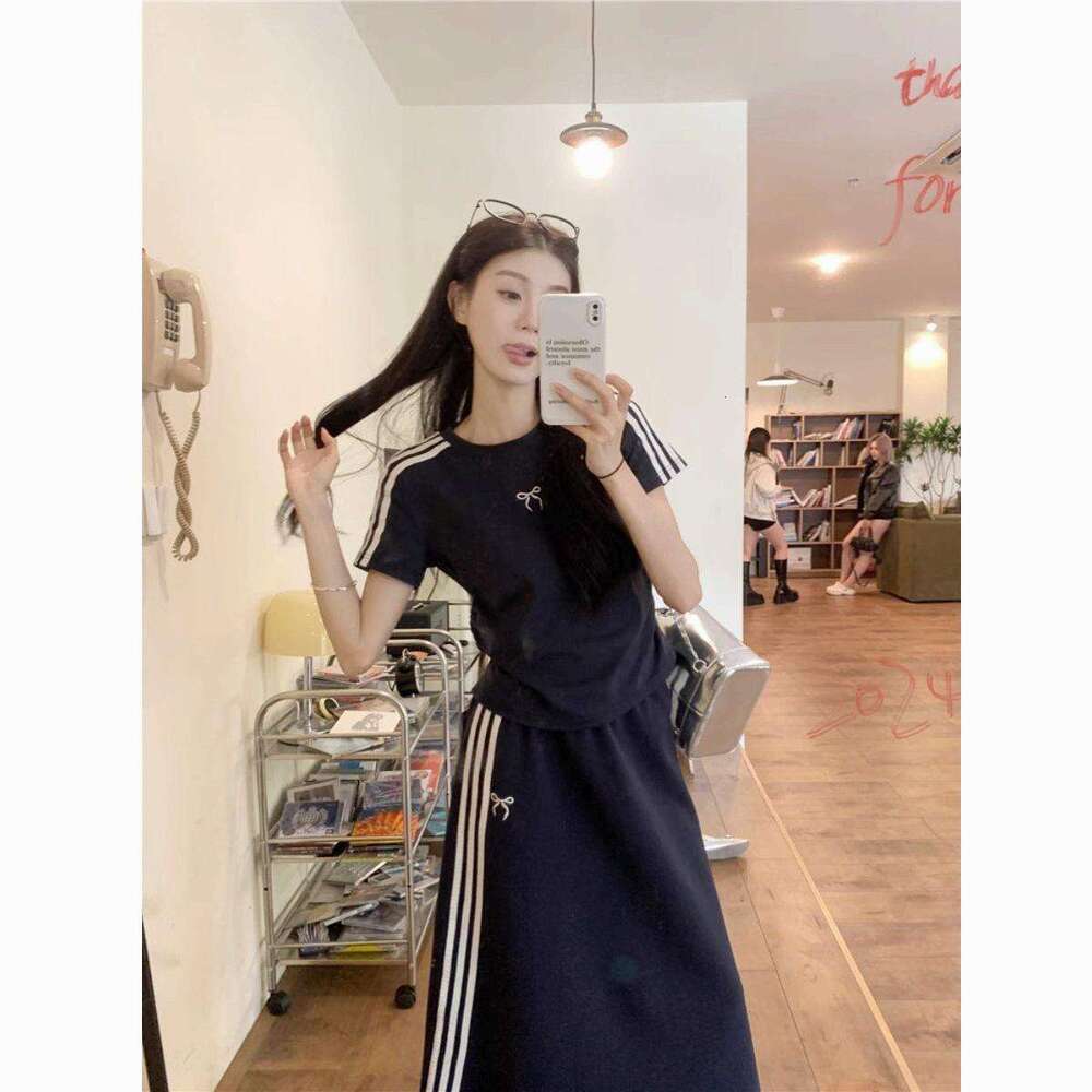Casual Sports Set Women's Bow Short Sleeved T-shirt Spring and Summer Hip Hugging Half Length Skirt Two Piece Set