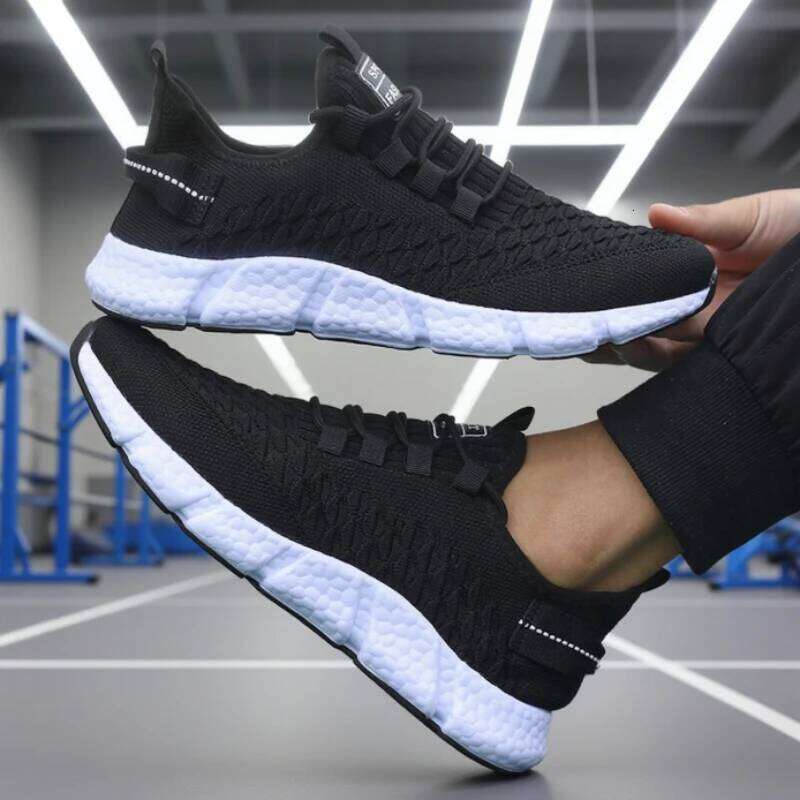 New Running Soft Soles Lightweight Innovative Design Sneakers Monochrome Mesh Breathable Fitness Leisure Men's Shoes