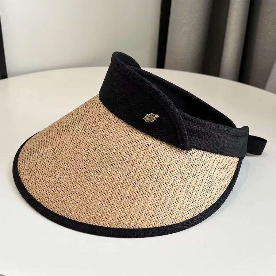 Double-layer woven straw sun hat Ultraviolet protection function A piece of accessory suitable for daily commuting and shopping
