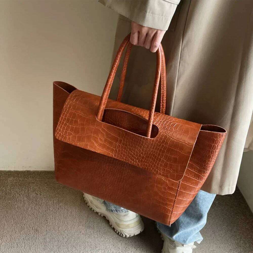 Luxury Crocodile Pattern Women Handbag With Short Handle Shoulder 2026 New Large Capacity Travel Bag Trend Tote Z260224