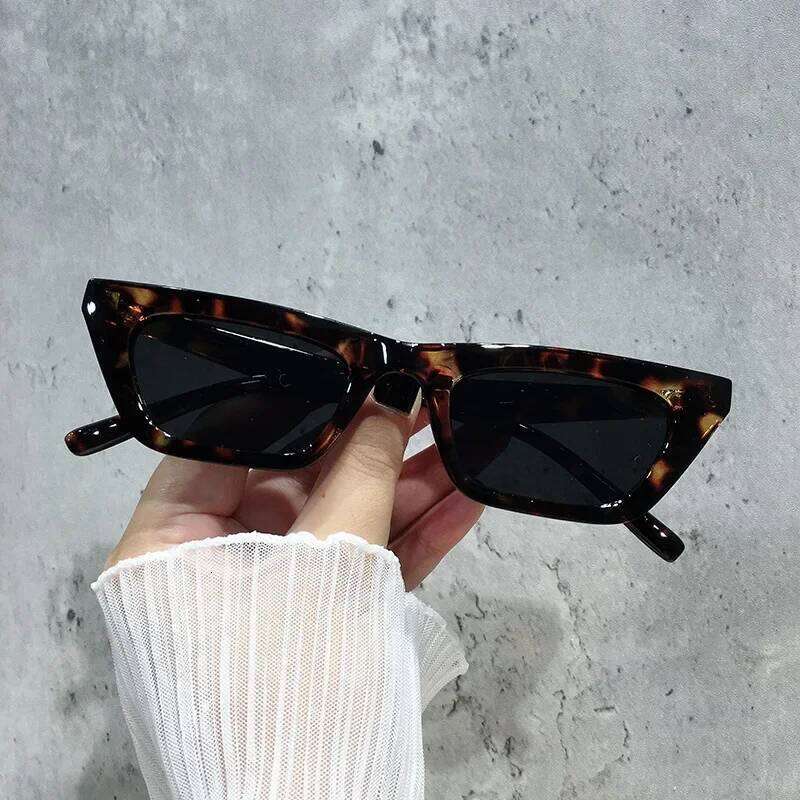 Vintage Cat Eye Sunglasses Woman Retro Shades Black Sun Glasses Female Fashion Small Frame Mirror Square Oculos De Sol 26W0224