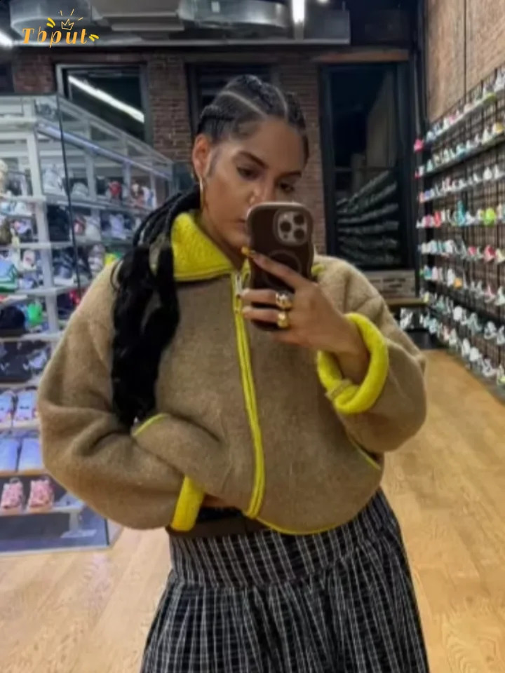 Khaki Plush Fashion Zipped Coat Women Chic Stand Collar Pocket Loose Short Sweater Cardigan Lady Commute Street Outerwear 260126