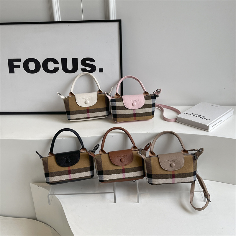 free shipping designer bags for womens shoulder bags brown pink khaki black white Fashionable versatile handbag tote and crossbody bag