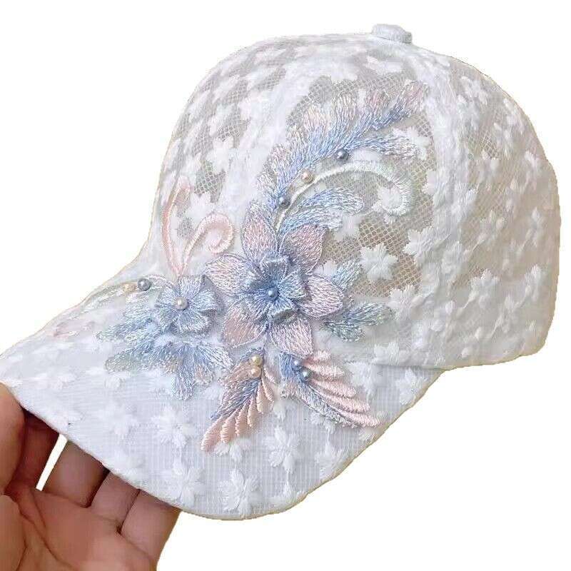 Lace floral baseball cap Gauze mesh with good air permeability Suitable for beach vacations and summer trips