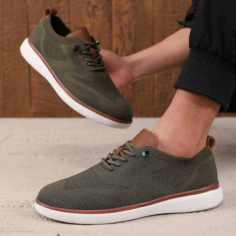 Fashionable Avant Garde Men's Sports Knitted Mesh Breathable Trendy Appearance Flat Versatile Street Casual Shoes