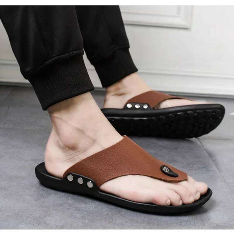 MAEDEF Fashion New 2024 Man Shoes High Quality Anti-slip Beach Sandal Summer Lightweight Breathable Soft Comfortable Casual Shoe