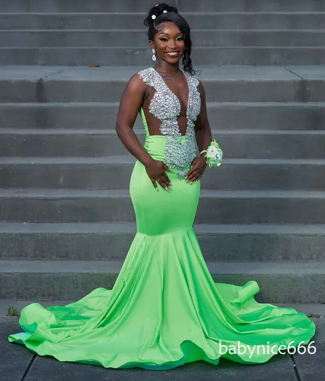 Lime Green African American Prom Dresses For Black Girls Mermaid Sheer Neck Crystals Beads Elegant Robe De Soiree Evening Gowns