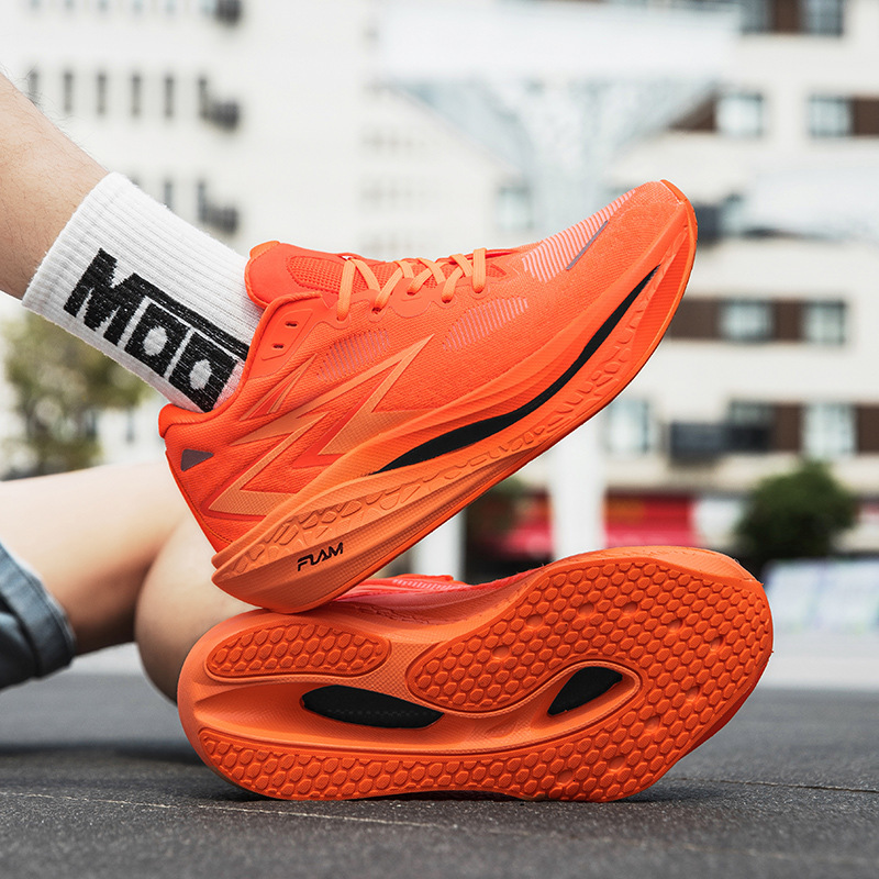 Free Shipping 2026 New Running Shoes Fashion Sneakers Lightweight Breathable Mesh Thick Sole Designer Shoes for Men and Women