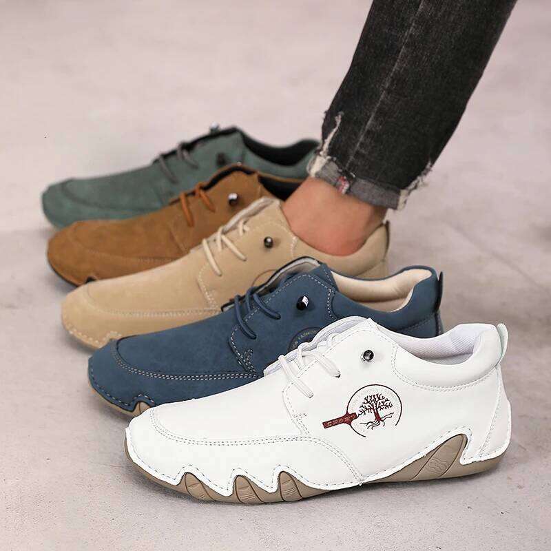 Men's Flat Season New Plus Size Casual Shoe Fashion Low-top Soft Sole Loafers Breathable Moccasins Men Sneakers