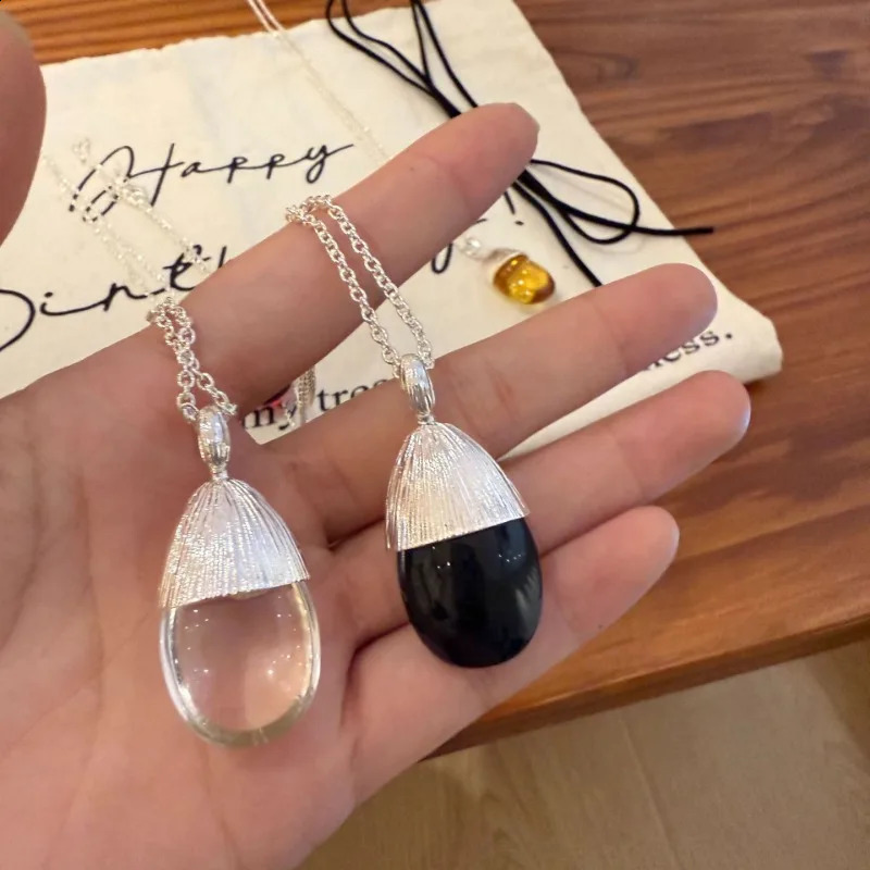 Bloggers Same Clear Crystal Glass Pinecone Personalized Ins Minimalist Niche Necklace Jewelry Accessories 260208