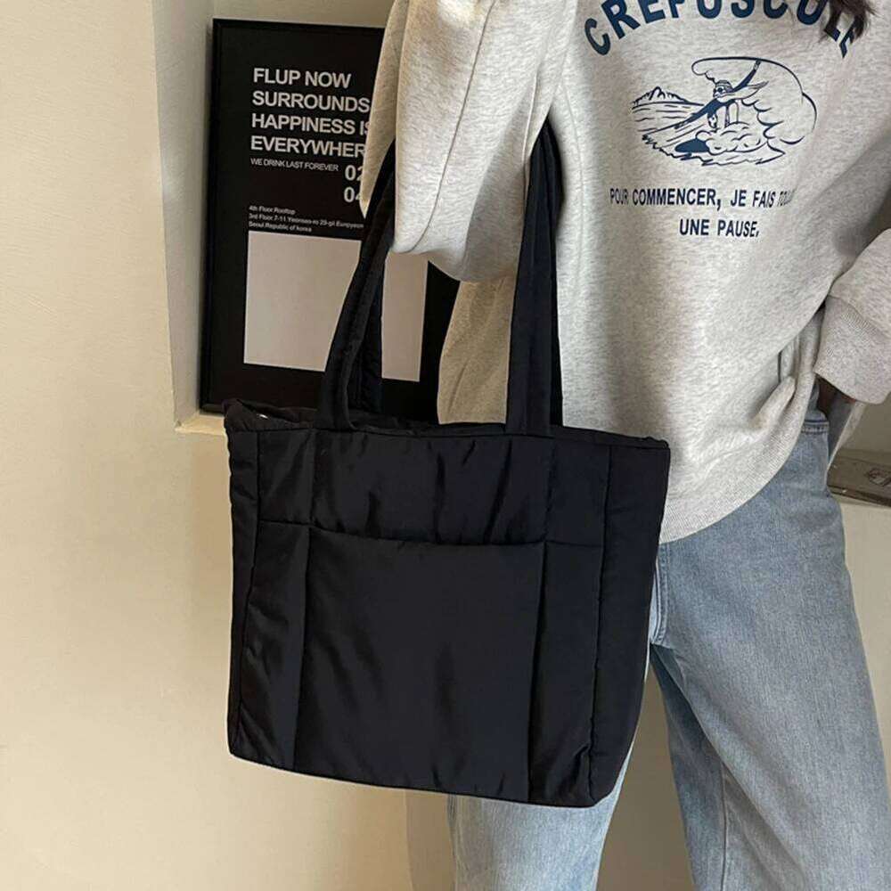 Women Shoulder Bag Solid Color Winter Puffer Large Capacity Fashion Laptop Handbags Simple Trendy Commuting Bags Z260224
