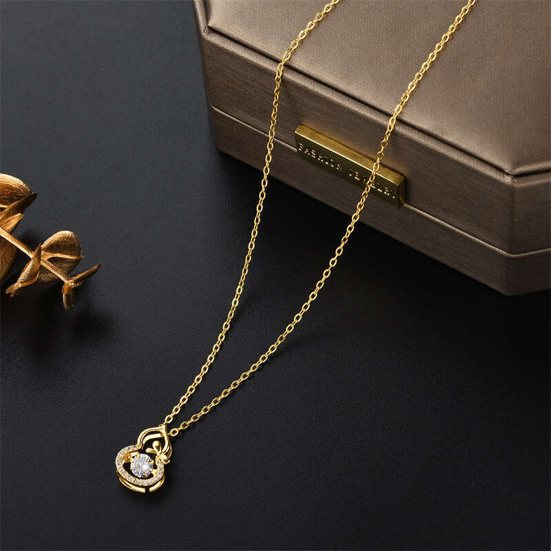 Super Shiny Elegant Gourd Necklace Micro-Inlaid With Diamonds Light Luxury Necklace For Women