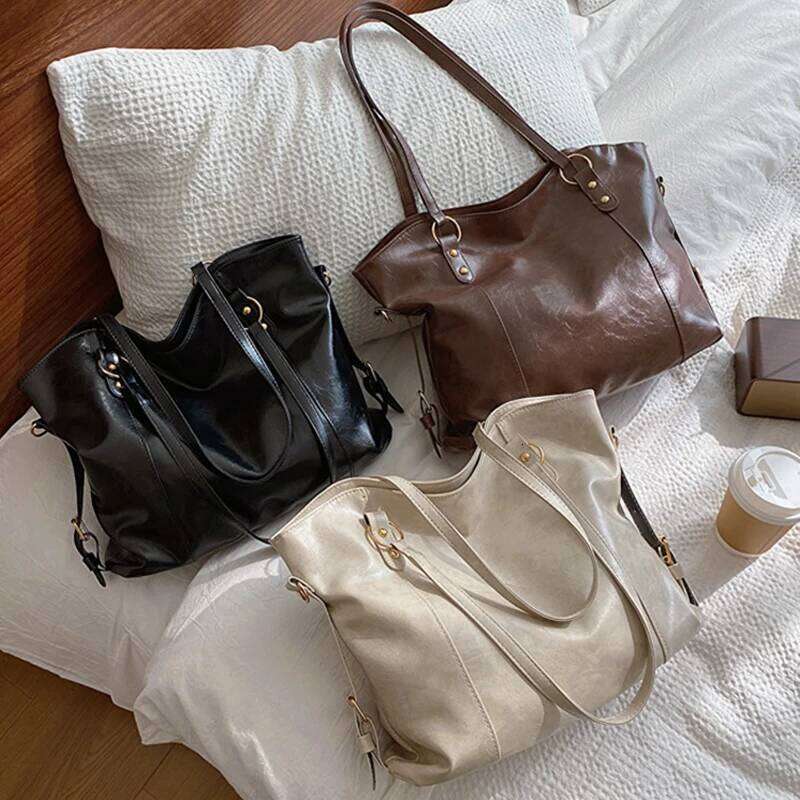 Large Capacity Fashionable Retro Women S Shoulder New Tote Bag Z260224