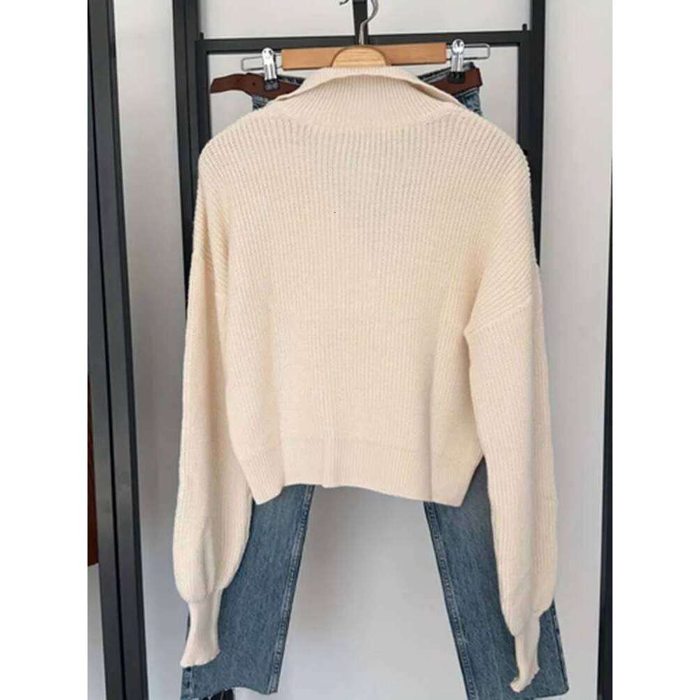 Women's POLO collar pullover long-sleeved wool top, versatile, fashionable casual, suitable for daily travel and commuting 26W0224