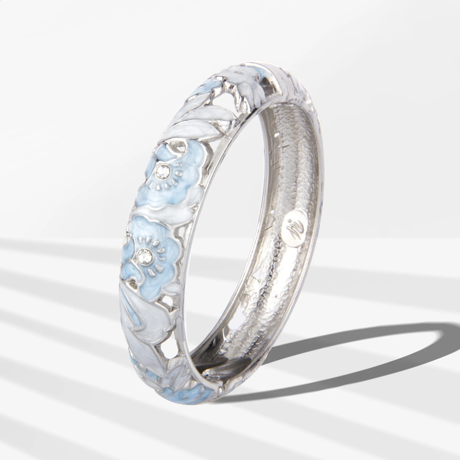 Hollow Bracelet For Women Bangle On Hand Enamel Hawaiian India Cloisonne African Jewelry Womens Hand Bracelets Gifts 260120