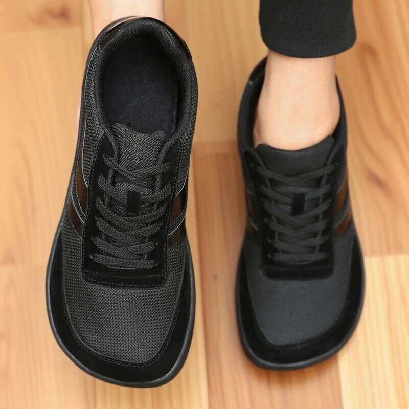 Breathable Sports Black Mesh Construction Wide Width Walking Shoes 2025 Comfortable Trendy Men's Sneakers