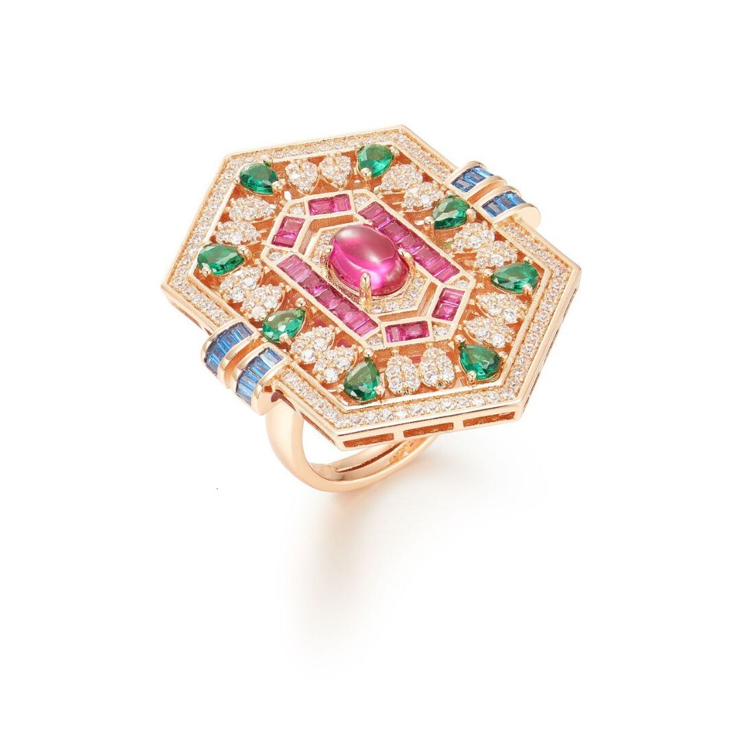 Ring Corundum Diamond-Shaped Square Ring, Gold-Plated Ring, Contrasting Colors, Heavy-Duty Ring , High-End Vintage Women's Ring
