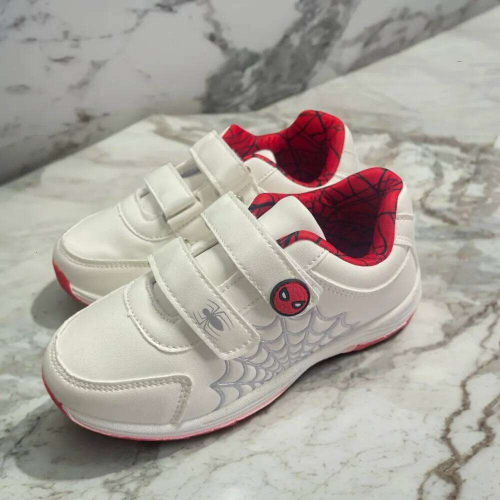 Marvel Children's Casual Men's Women's Running Cartoon White Black Fashion Shoes Size 30-33 26W0224