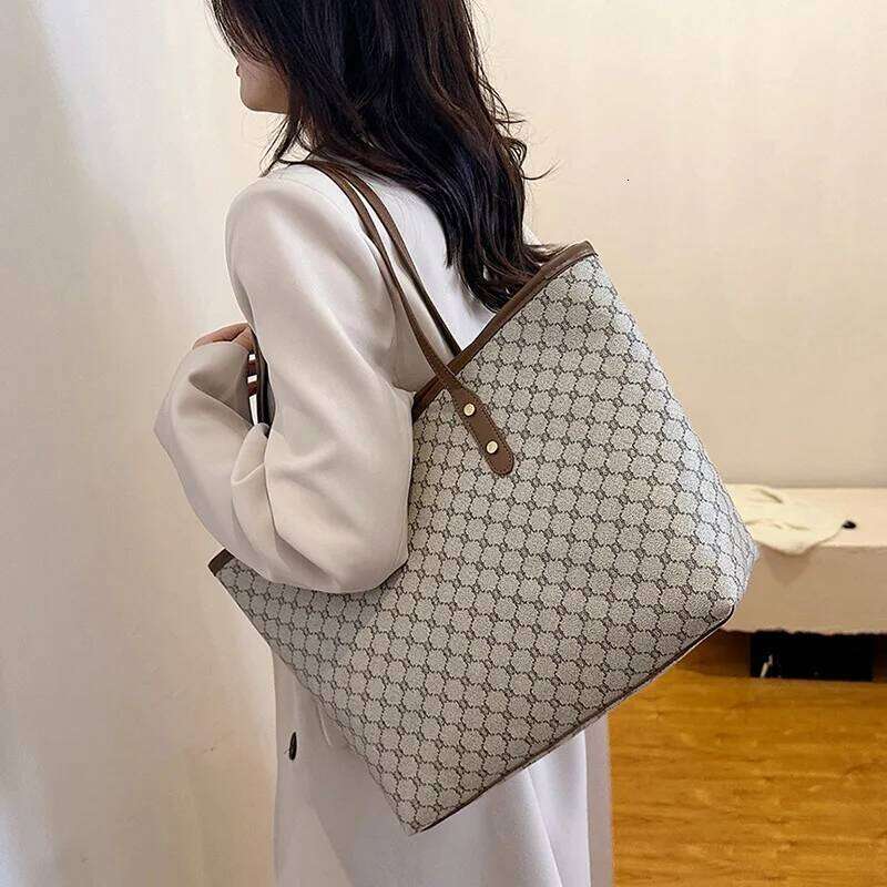 High End High-capacity For Women, New Trendy Tote Bag, Versatile Commuting Texture Portable Shoulder Bag Z260224
