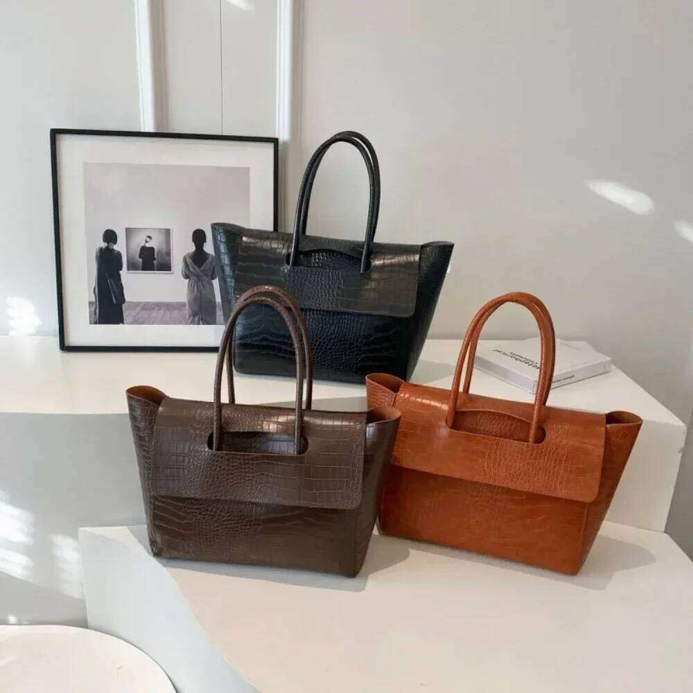 Luxury Crocodile Pattern Women Handbag With Short Handle Shoulder 2026 New Large Capacity Travel Bag Trend Tote Z260224