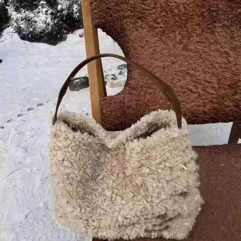 Autumn Winter Lamb Wool Tote Warm Plush Shoulder Bag Faux Fur for Women Handbag Fashion Bags Shopper Clutch Purses Z260224
