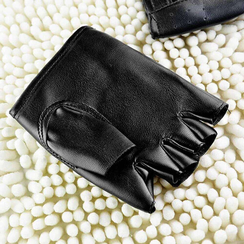 Unisex Artificial Leather Half-Finger Gloves Theatrical Punk Hip-Hop Driving Motorcycle Performance Party Fingerless Mittens 26H0224