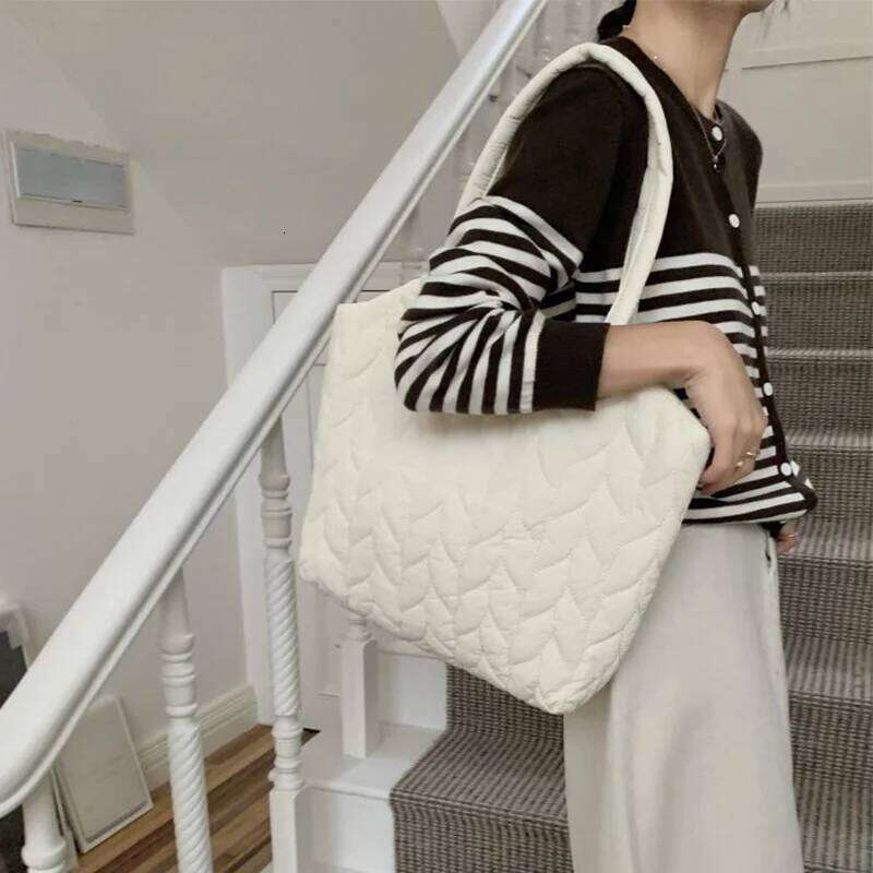 Big Soft Shoulder Bag Side for Women 2024 Spring Trend Fashion Design Cloth Hand Female Large Capacity Handbags Tote Bags Z260224