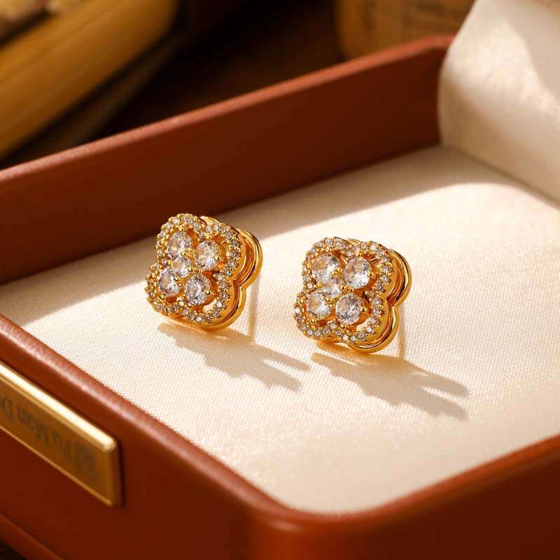 Earrings for Women Rotatable Four-Leaf Clover Zircon Gold Earrings High-End Sparkling Versatile Daily Wear Women Jewelry - view 4