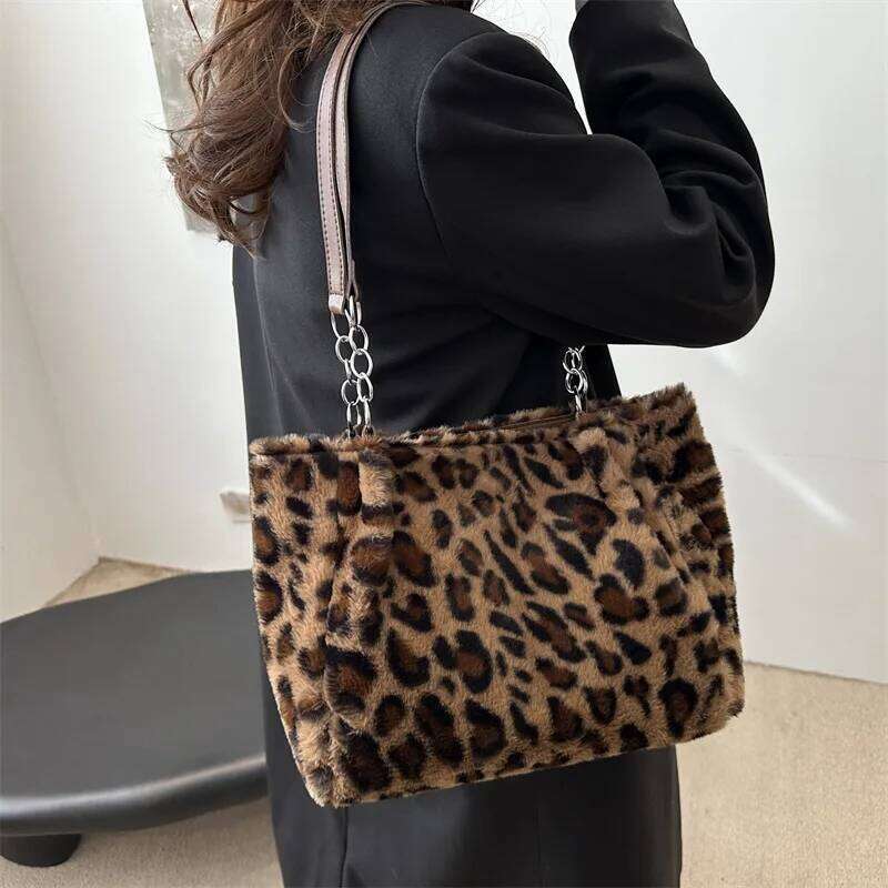 New Leopard Print Bags Women Fashion Portable Faux Fur Handbags Winter Soft Warm Bag Girls Fluffy Large Capacity Tote Purse Z260224