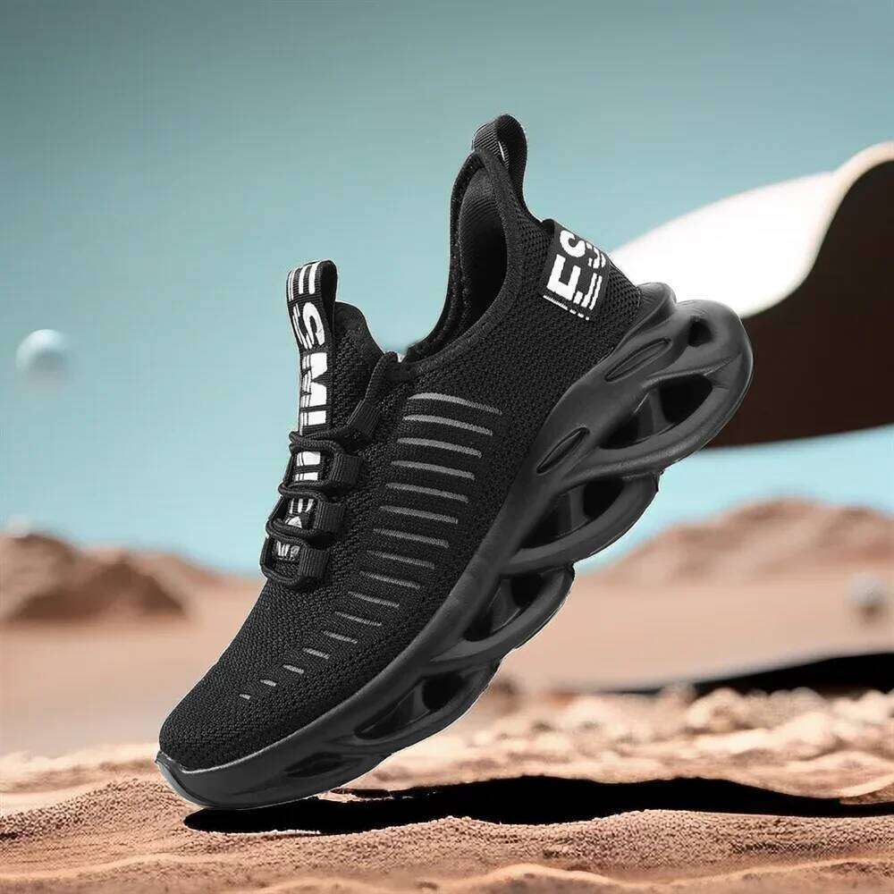Men's Summer High Quality Mesh Breathable Lightweight Soft Soled Shoes Fashionable Versatile Casual Tenis Masculino Sneakers
