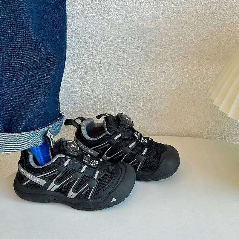 2025 autumn new Korean version children's sports boys climbing rotary buckle girls breathable running shoes 26W0224