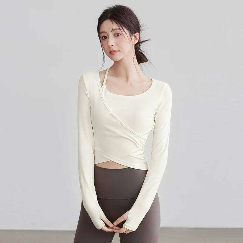 Yoga Clothes Fake Two-piece Slimming Tops with Chest Pads Professional Pilates Training Fitness Long Sleeves for Women 26Y0224