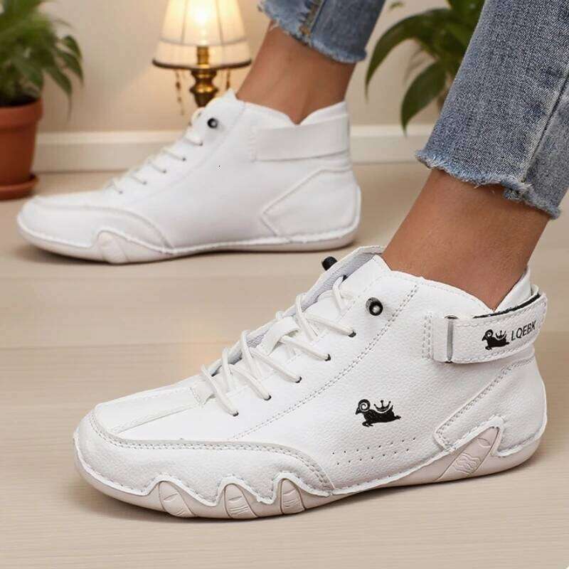 Luxury Bare Women's Fashion Sneakers Design Soft Bottom Breathable Non Slip Walking Shoes Outdoor Driving Motorcycle Boots