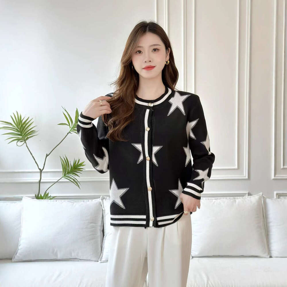 High-End Niche Designer Lazy Style Color-Block Five-Pointed Star Knitted Cardigan Fashion Versatile Slimming