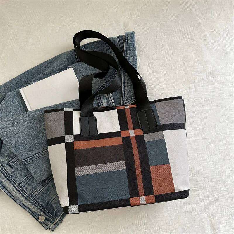 Tote New Fashion Shoulder Handbag Women's Checkered Commuter Bag Z260224