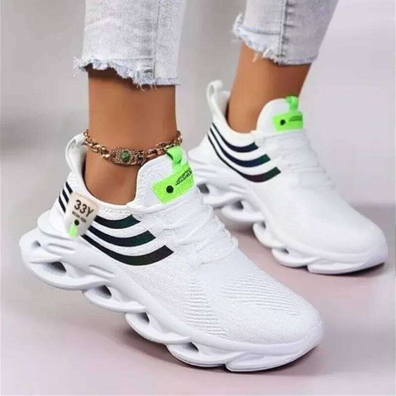 Street Fashion Women's Shoestrendy Cool Thick Soled Cushioned Sports Outdoor Tennis Jogging Lightweight Casual Women Shoes