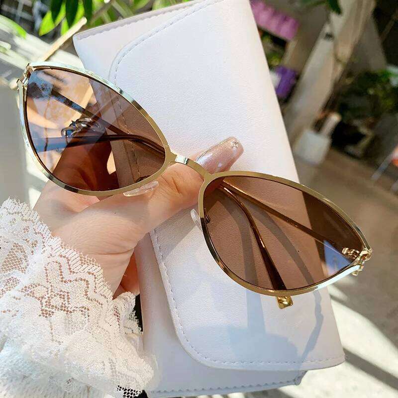 2024 Unique Metal Frame Brown UV400 Sun Women Trendy Vintage Vacation Designer Luxury Glasses Cat Eye Sunglasses 26W0224
