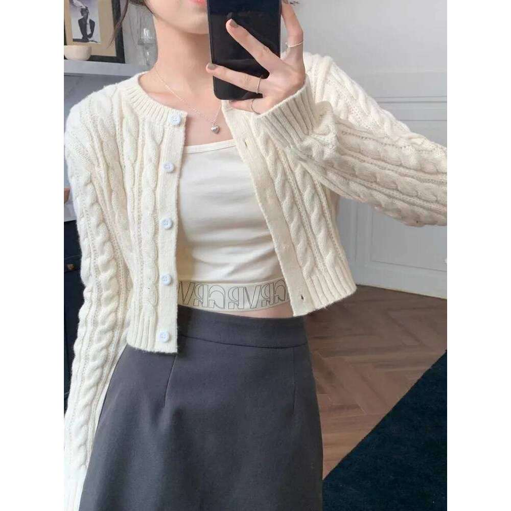 Cable Knit Crop Cardigan for Women Teen-girl Slim-fit Long Sleeve Button Down Sweater Jacket Fall Winter Y2K 90s Acubi Outfit 26L0224