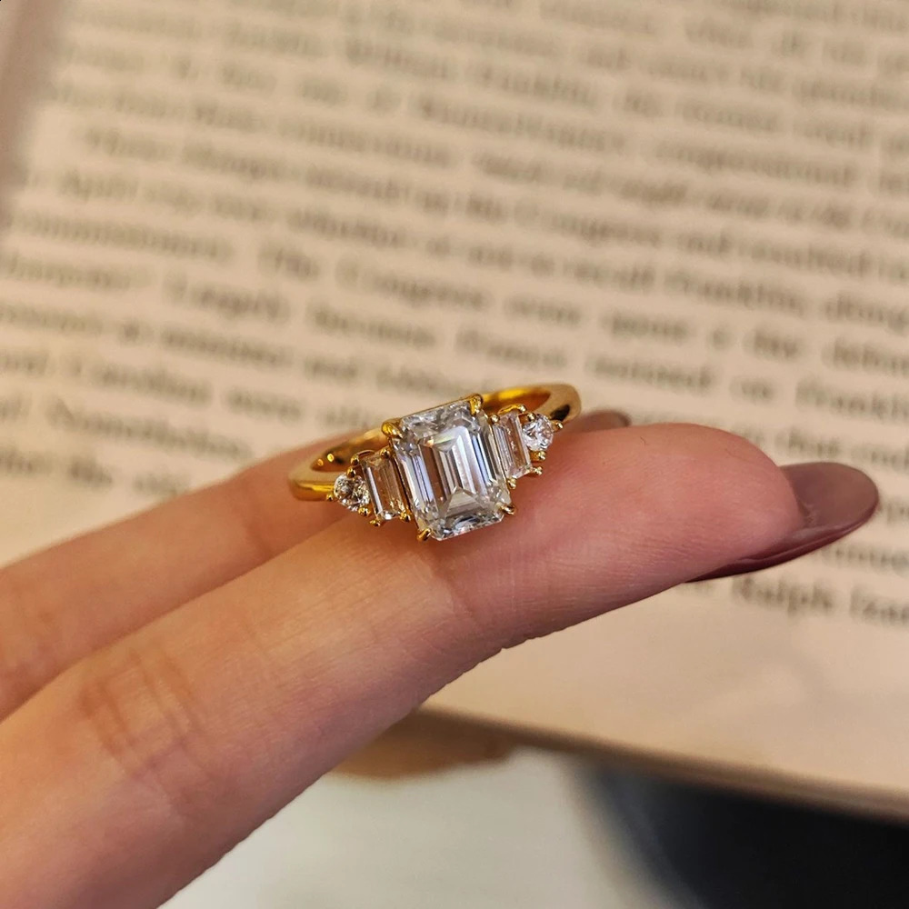 BXINY 2CT Emerald Cut Rings S925 Silver 18K Gold Plated GRA Certified Lab Diamond Wedding Band for Women Gift Jewelry 260124
