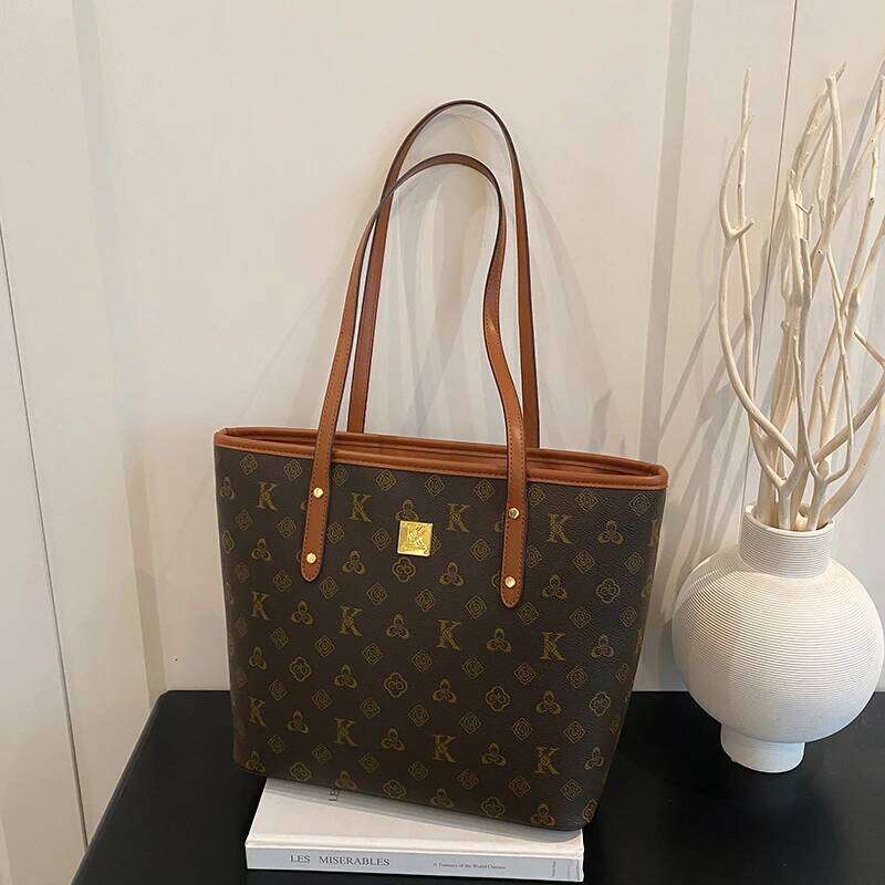 Stylish Popular Women's Crossbody Leather Messenger Bag Shoulder Tote Handbags For Fashion Ladies By Famous Z260224