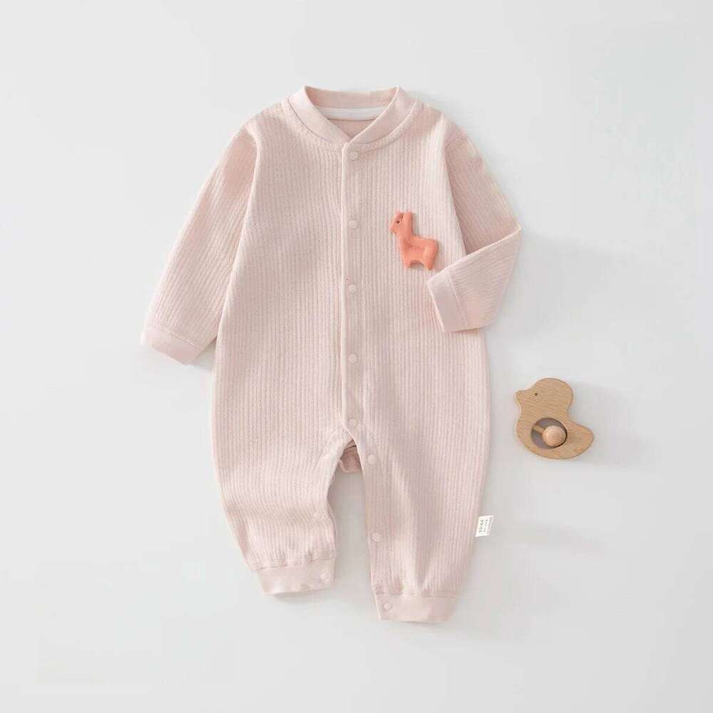 Newborn Boys Girls Bodysuit Spring 0-2Y Cotton Baby Romper Ribbed Texture Cute Patch Button Closure Soft Infant Jumpsuit Clothes 26H0224