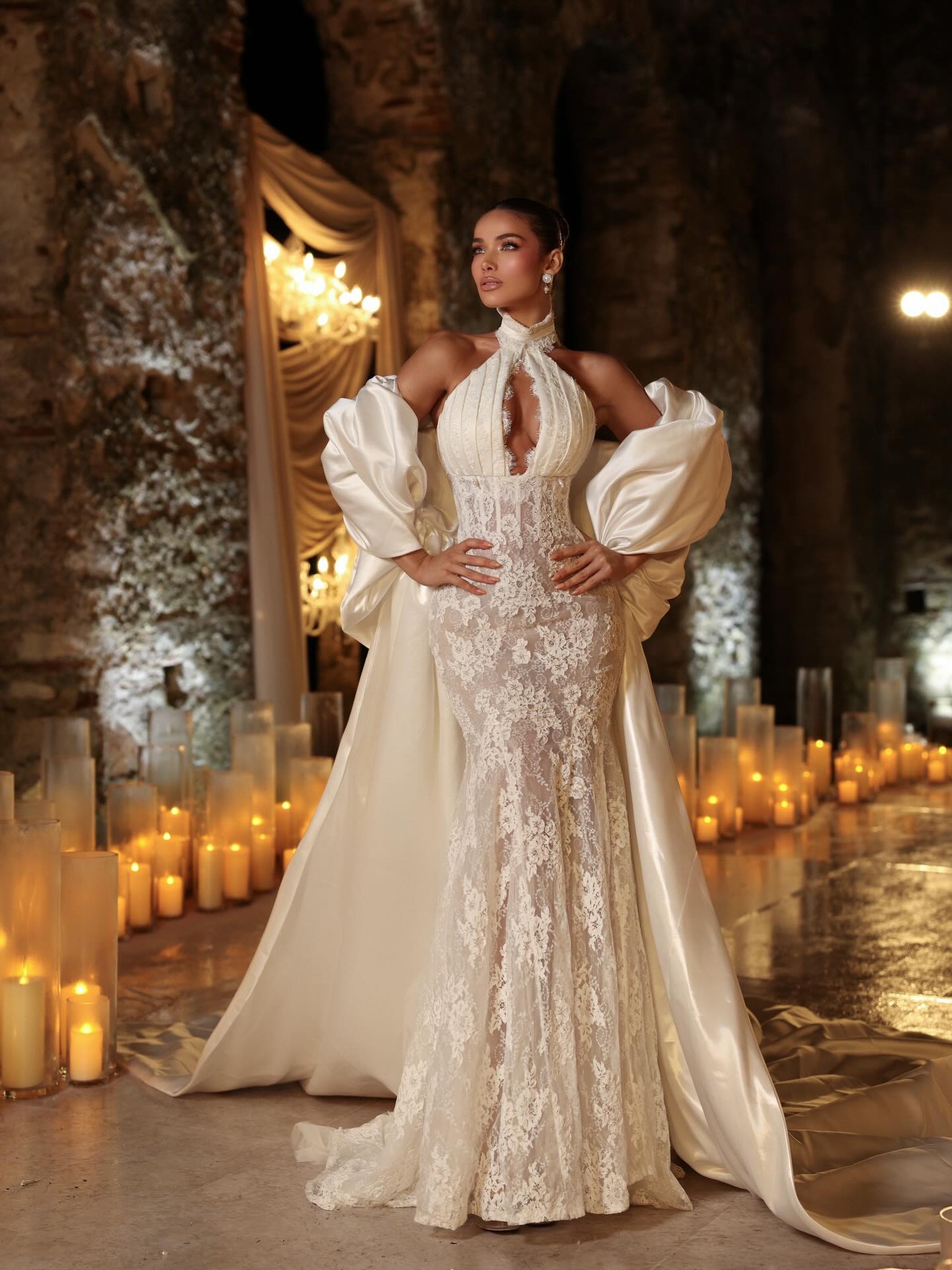 Classic Mermaid Wedding Dress Halter Neck Sleeveless Jacket Bridal Gowns Lace Ruffles Sweep Train Dresses Custom Made vestidos